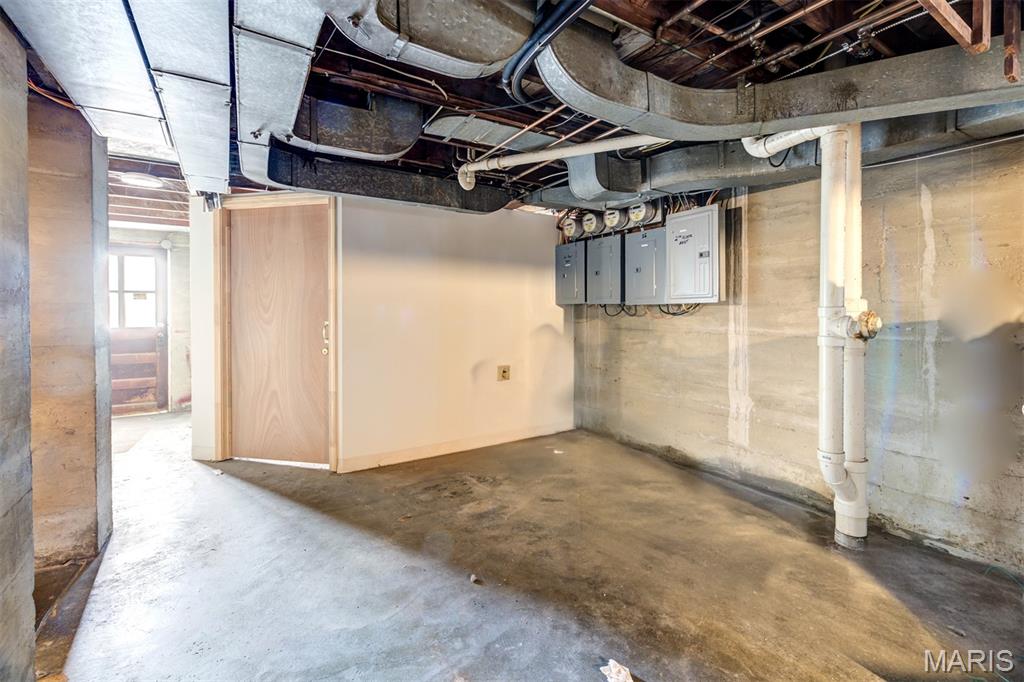 St Louis Hills Add - Residential Income