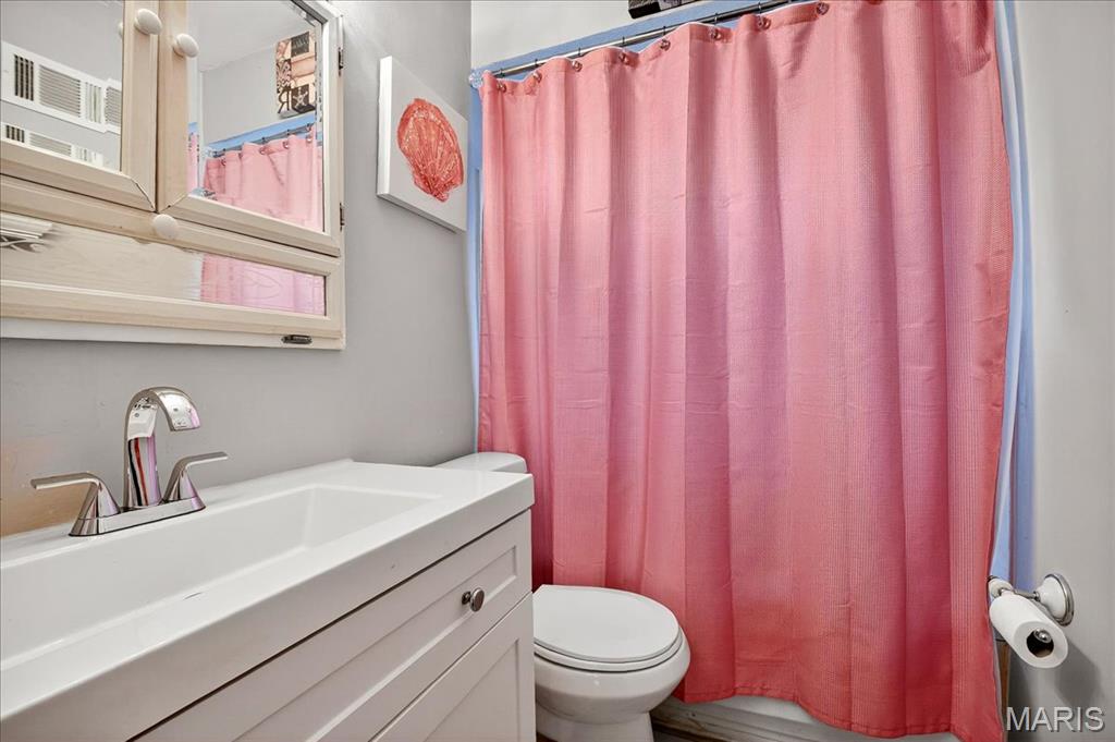 Bellefontaine Nghbrs, Missouri 63137, United States, 3 Bedrooms Bedrooms, ,2 BathroomsBathrooms,Residential,Active,234990