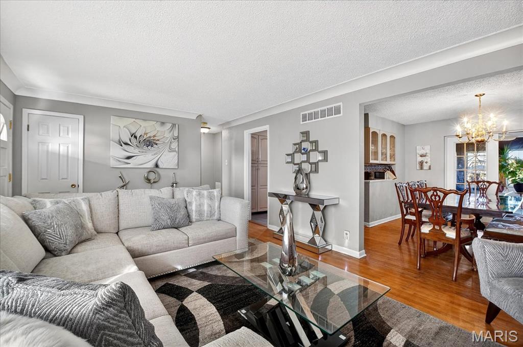 Bellefontaine Nghbrs, Missouri 63137, United States, 3 Bedrooms Bedrooms, ,2 BathroomsBathrooms,Residential,Active,234990