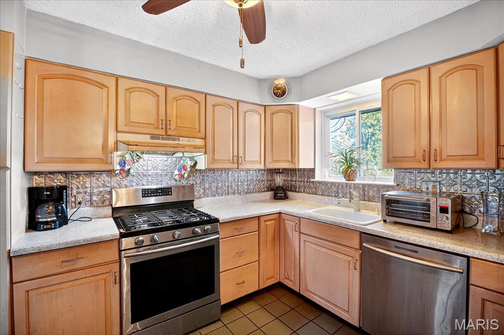 Bellefontaine Nghbrs, Missouri 63137, United States, 3 Bedrooms Bedrooms, ,2 BathroomsBathrooms,Residential,Active,234990