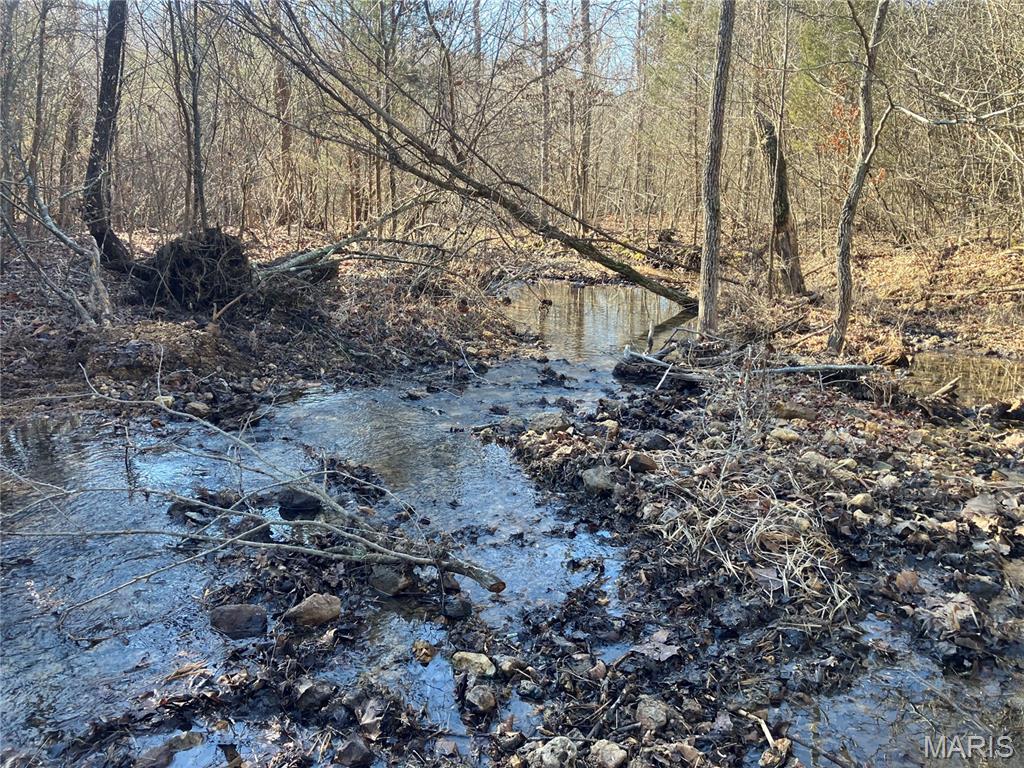 Cherokee Pass - Land