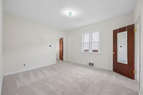Tiny photo for 630 Bell Avenue, Webster Groves, MO 63119 (MLS # 26027095)