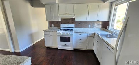 Tiny photo for 1145 Mackinac Drive, Creve Coeur, MO 63146 (MLS # 26020222)