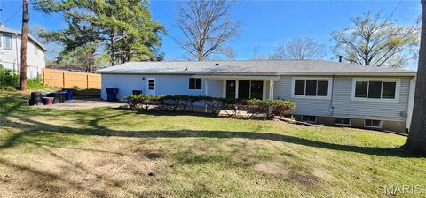 Tiny photo for 1145 Mackinac Drive, Creve Coeur, MO 63146 (MLS # 26020222)