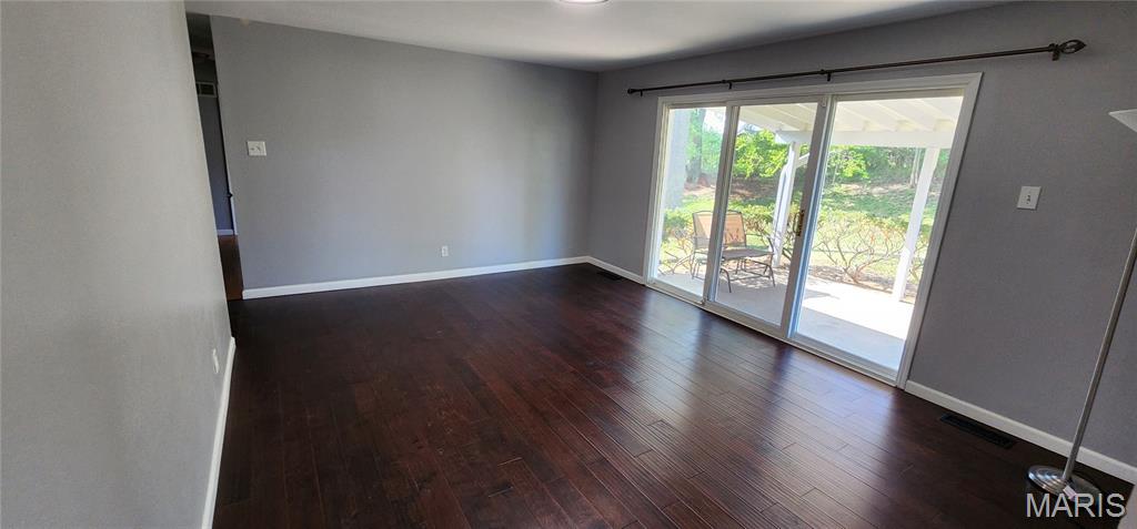 Orchard Lakes 3 - Residential Lease