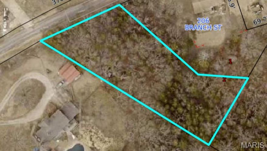 Beautiful building lot in great location.  Just off of Church St.  Ready to build..