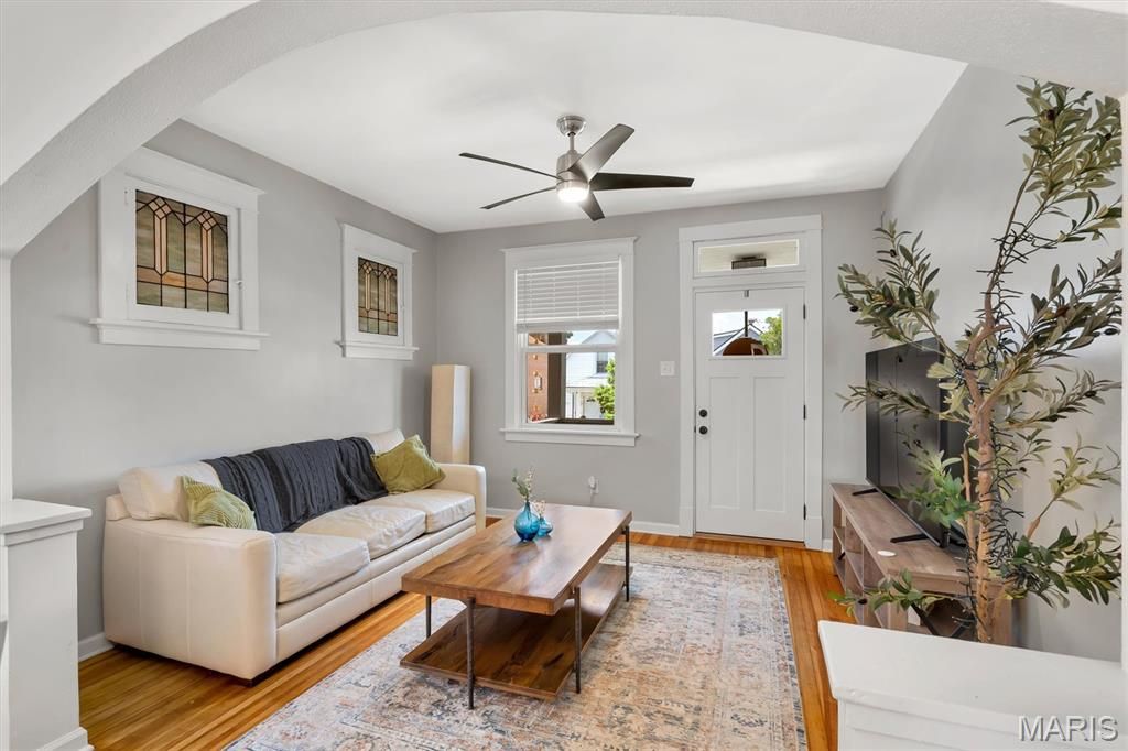 Photo of 4632 Varrelmann Avenue, St Louis, MO 63116 (MLS # 26029306)