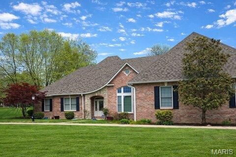 Photo of 2010 Chesapeake Avenue, Cape Girardeau, MO 63701 (MLS # 26018548)