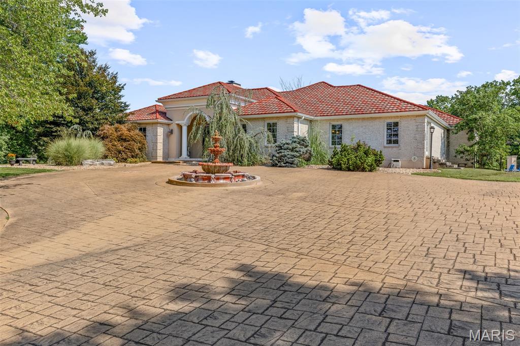3299 Equestrian Drive