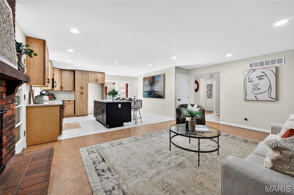 Ladue Park 3 - Residential