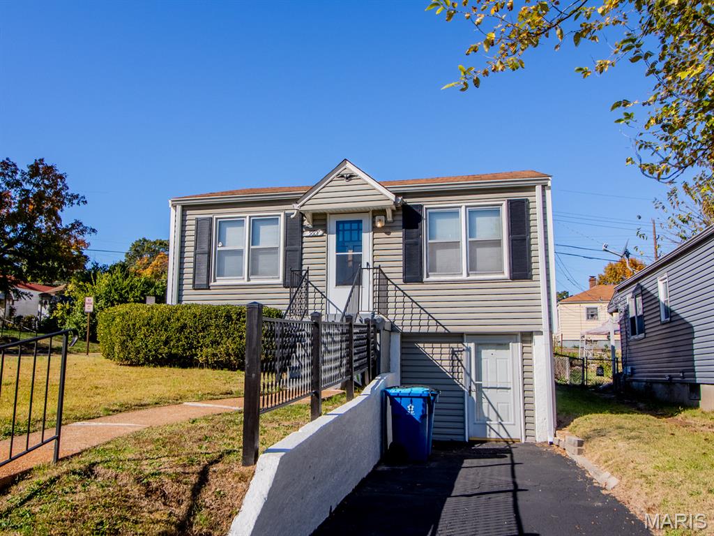 5601 Leverette Avenue