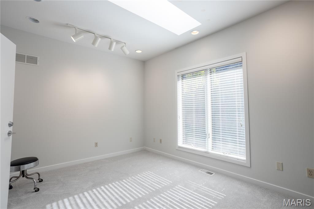 Clayton Gardens 3 - Residential