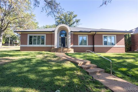 8333 Kingsbury Boulevard Clayton MO 63105