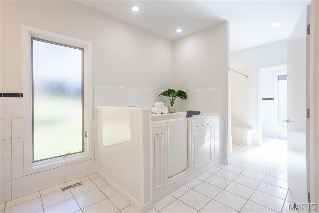 Clayton Gardens 3 - Residential