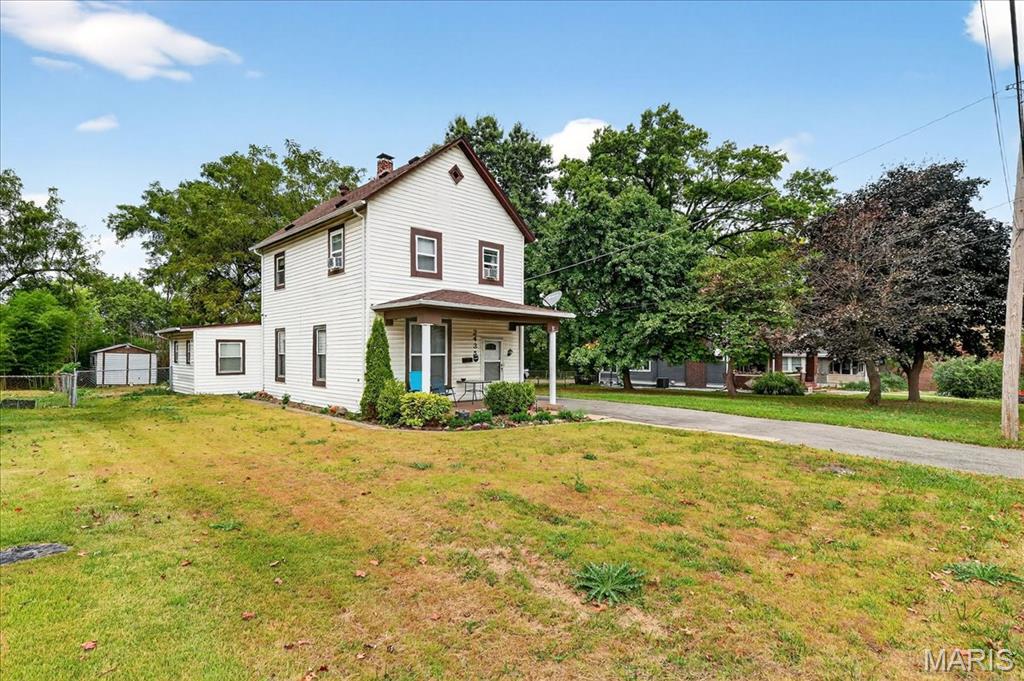 St Louis, Missouri 63114, United States, 3 Bedrooms Bedrooms, ,2 BathroomsBathrooms,Residential,Active,221833