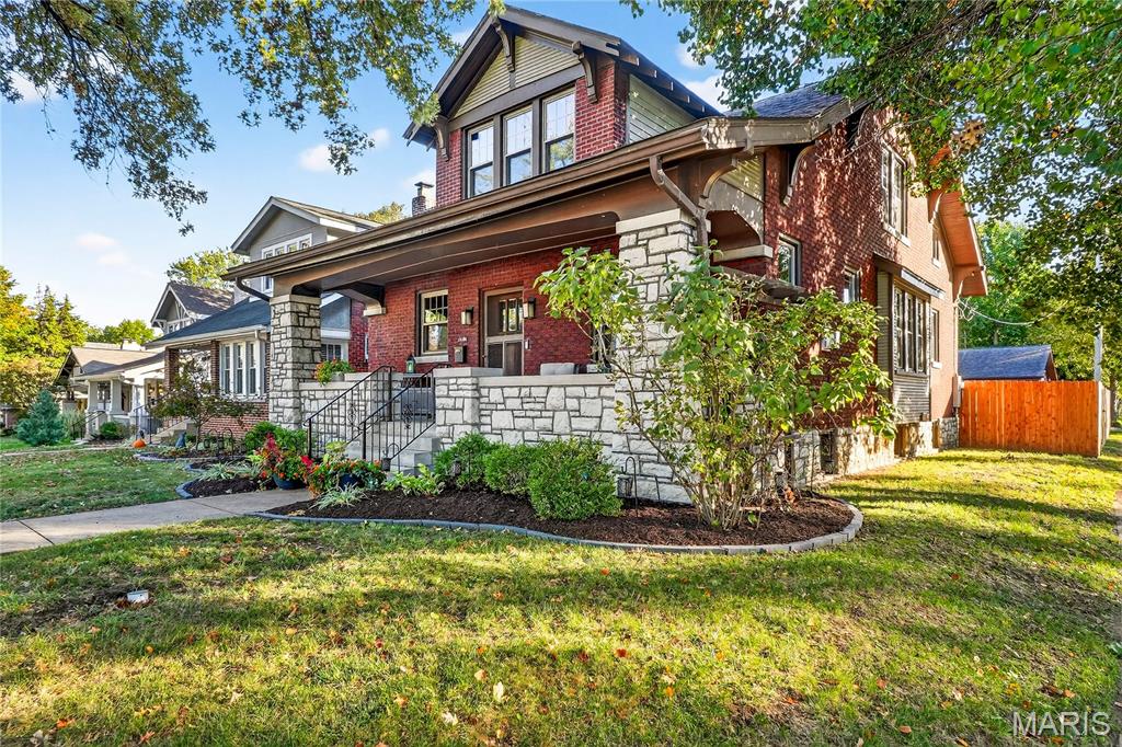 7498 Teasdale Avenue