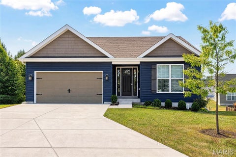 Photo of 1576 Westlake Circle, Pacific, MO 63069 (MLS # 26057839)