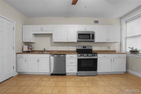 Tiny photo for 4916 Robert Avenue, St Louis, MO 63109 (MLS # 26026569)