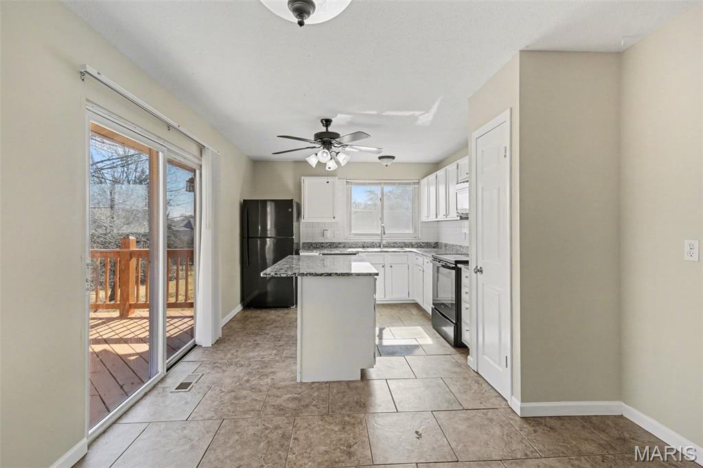 Fox Lake 4 - Residential