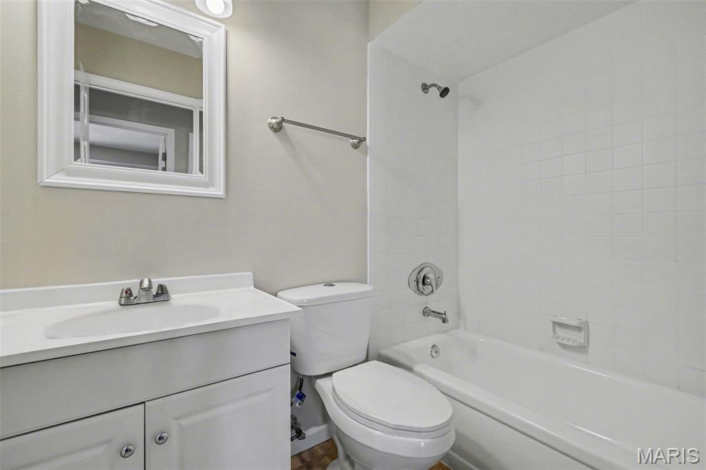 Fox Lake 4 - Residential