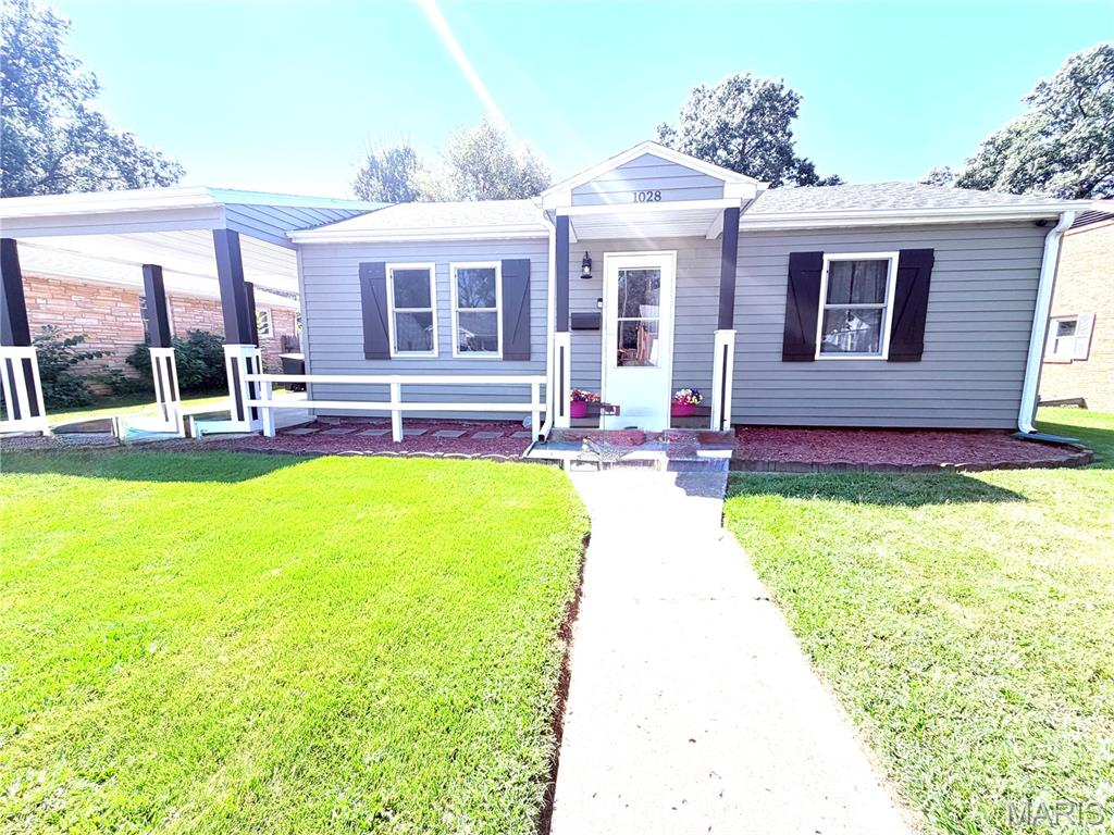 Photo of 1028 Michigan Street, Mexico, MO 65265 (MLS # 26056800)