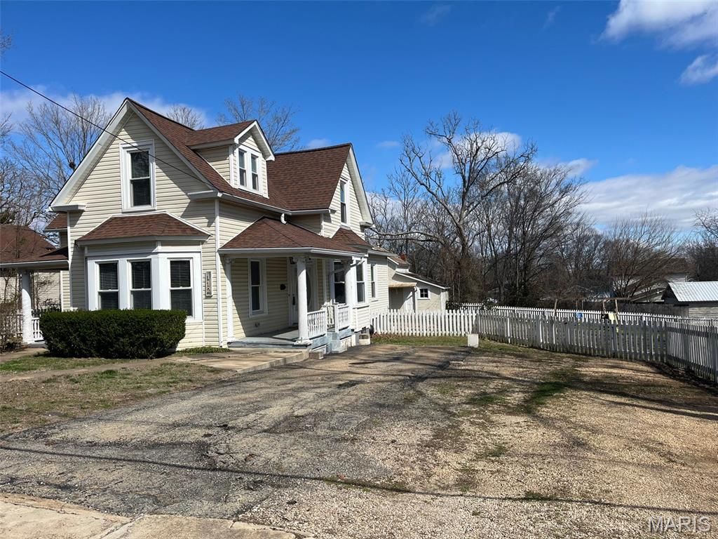 Photo of 112 S Pine Street, Bonne Terre, MO 63628 (MLS # 26015757)