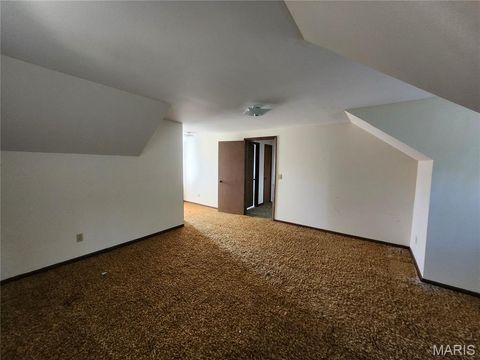 Tiny photo for 11 Missouri Lane, Bowling Green, MO 63334 (MLS # 25061503)