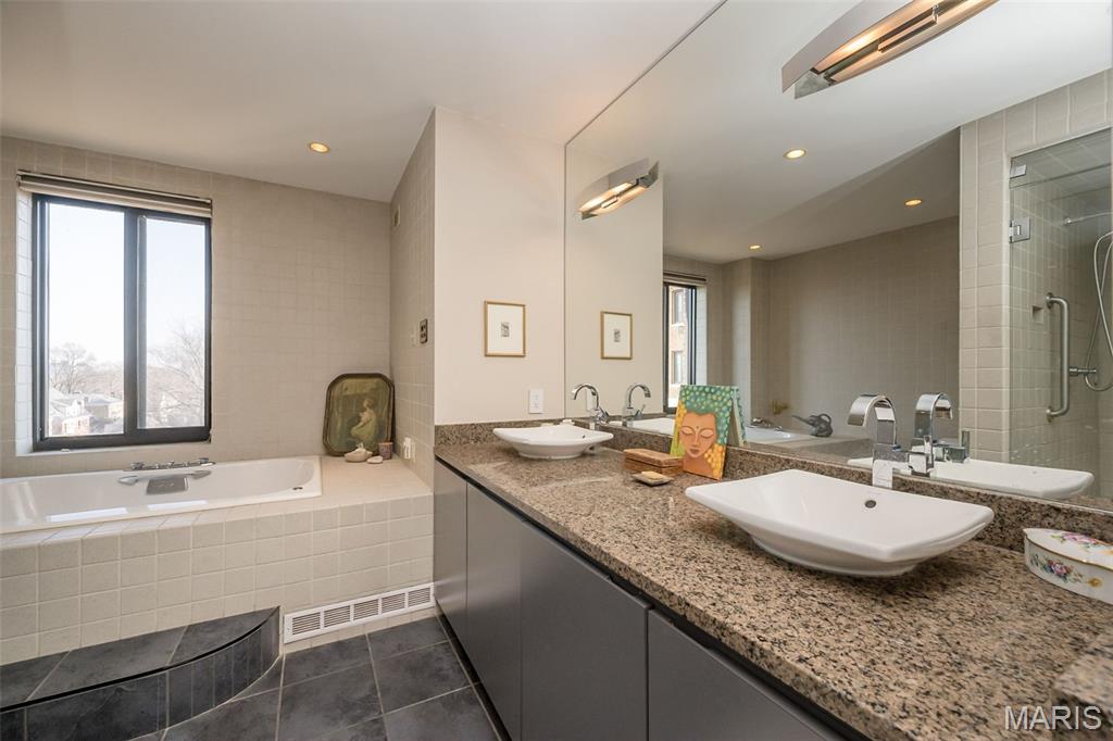 Fullertons Place Add - Residential