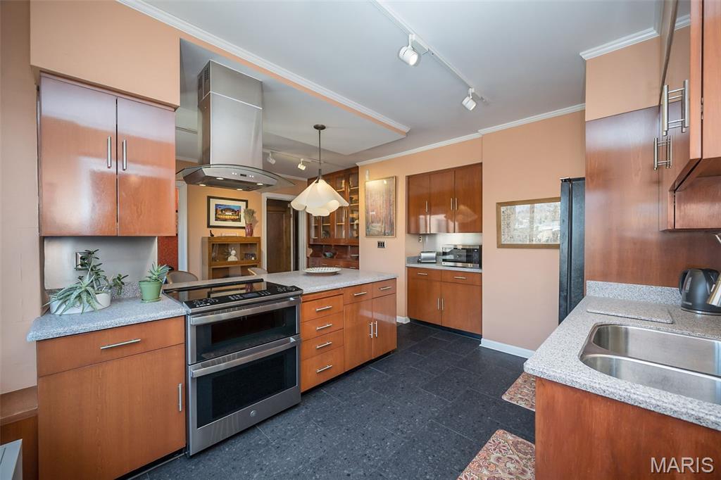 Fullertons Place Add - Residential