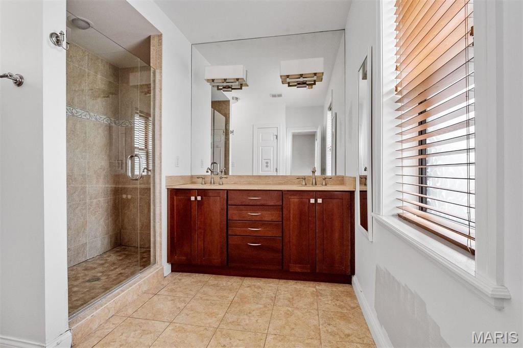 The Virginia_Arnold - Residential