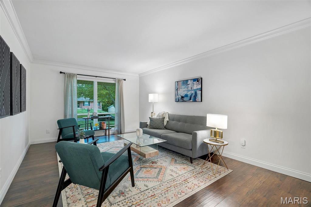 12155 Mirror Lake Drive