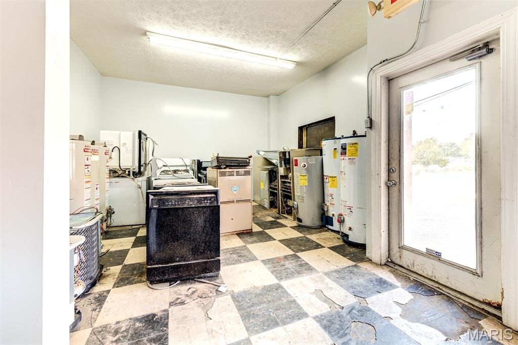 Acmar Place - Commercial Sale