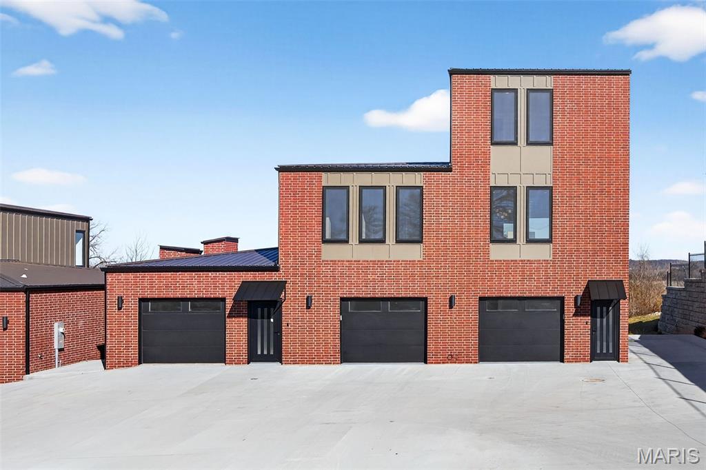 The Bluffs at Bassora Place - Residential