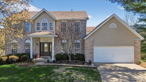 Photo of 16403 Prestwick Place Lane, Wildwood, MO 63011 (MLS # 26015503)