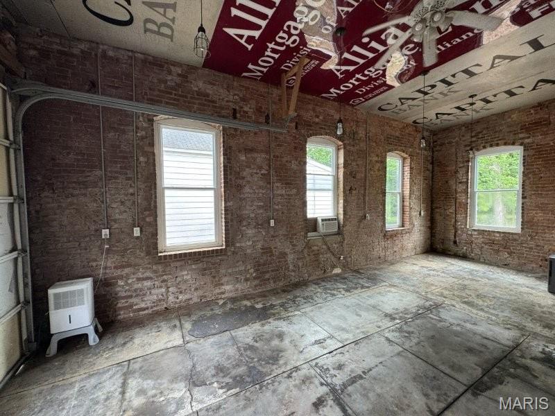 Ahrens Add - Commercial Sale