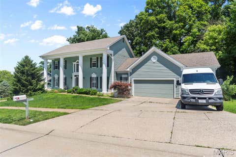 Tiny photo for 16611 Highland Summit Drive, Ballwin, MO 63011 (MLS # 26041591)