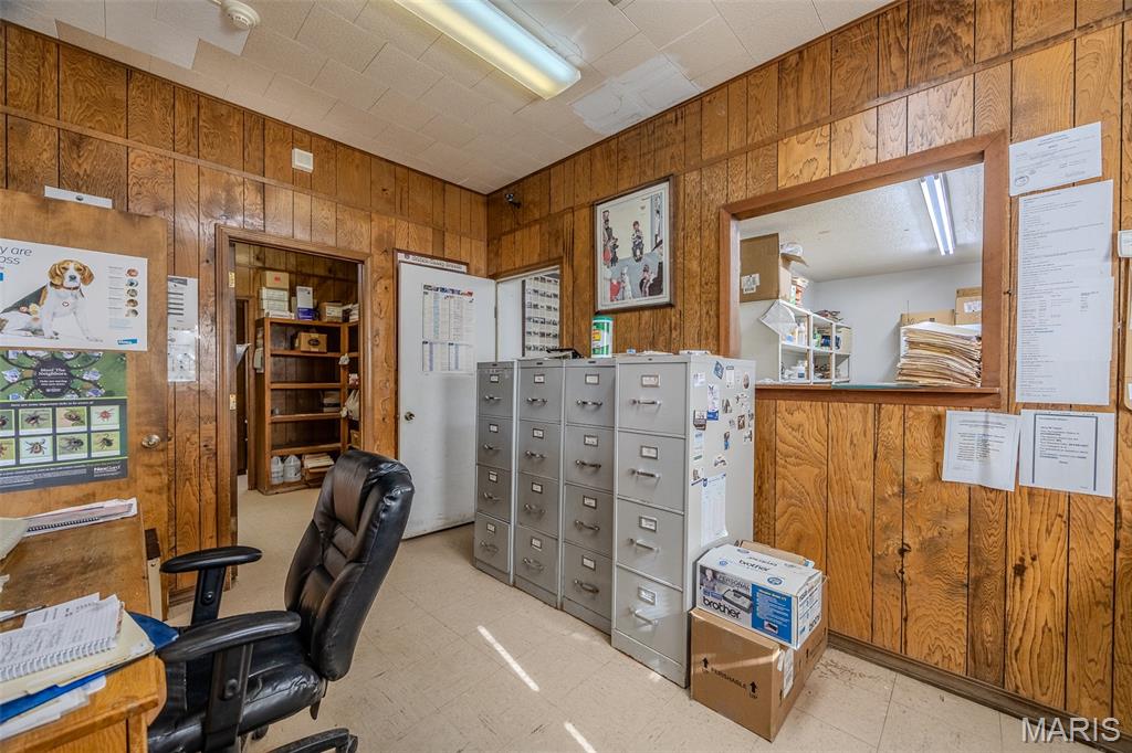 none - Commercial Sale