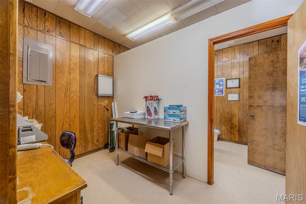 none - Commercial Sale