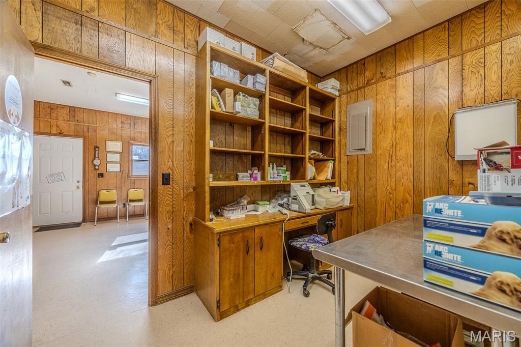 none - Commercial Sale