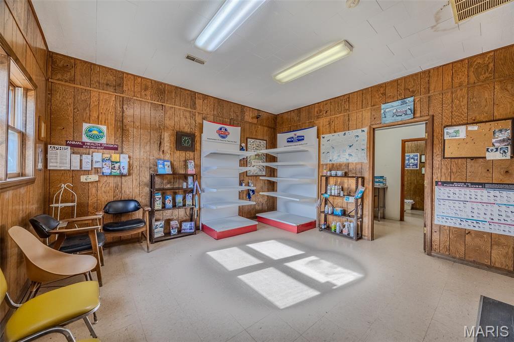 none - Commercial Sale