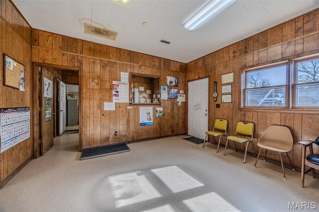 none - Commercial Sale