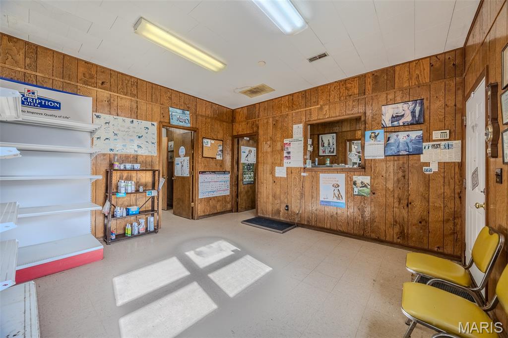 none - Commercial Sale