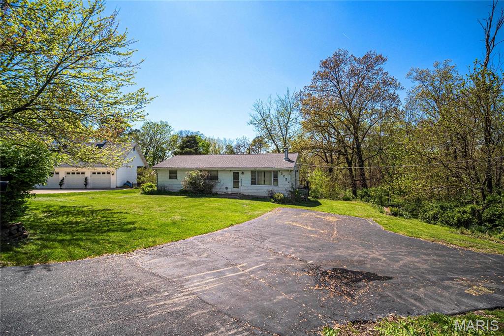 12224 Roger Lane