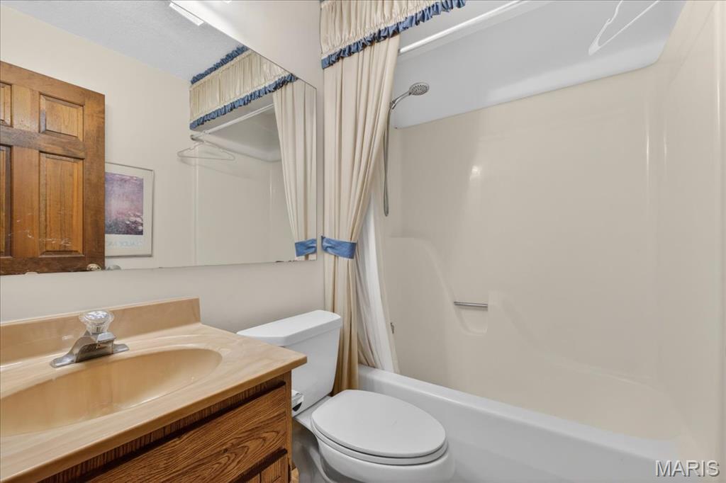 Meadow Bluffs Rev - Residential