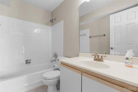 Tiny photo for 1323 Holgate Drive #B, Ballwin, MO 63021 (MLS # 26049970)