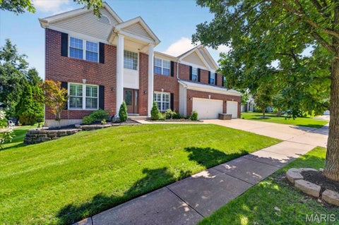 Tiny photo for 902 Stablefield Court, Creve Coeur, MO 63141 (MLS # 26050864)