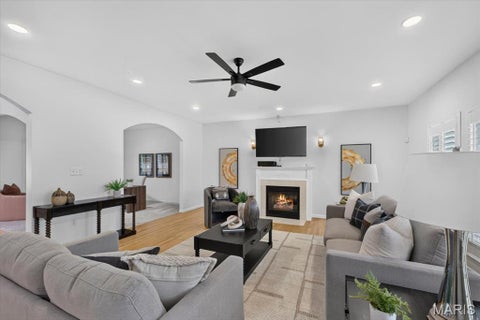 Tiny photo for 902 Stablefield Court, Creve Coeur, MO 63141 (MLS # 26050864)