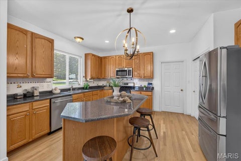 Tiny photo for 902 Stablefield Court, Creve Coeur, MO 63141 (MLS # 26050864)