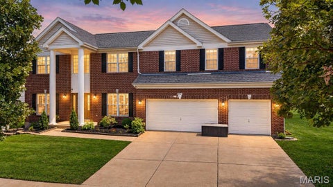 Photo of 902 Stablefield Court, Creve Coeur, MO 63141 (MLS # 26050864)