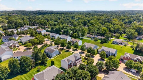 Tiny photo for 902 Stablefield Court, Creve Coeur, MO 63141 (MLS # 26050864)